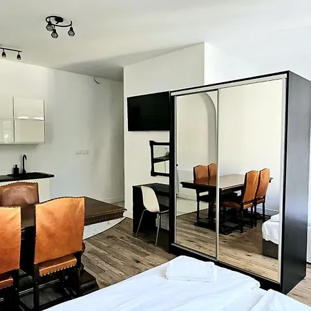 Apartment Pawia Centrum *